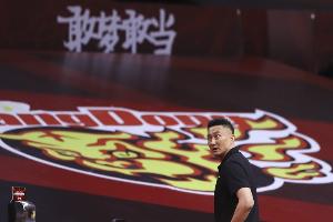 杜锋荣膺四次广东主帅，率队四次夺冠：新秀赛季加三连冠