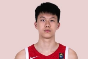 刘玄昱凸显空间4效能,国青与法国对抗中明显处于劣势