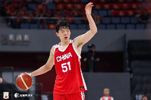 杨瀚森连获高分！媒体人感叹：日本终于领略NBA首轮新秀内线实力
